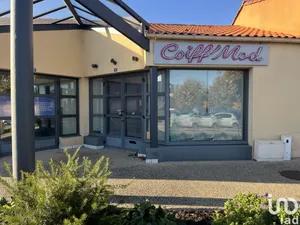 Boutique/Local commercial à SÈVREMONT (85700)