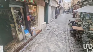 Murs commerciaux à VERSAILLES (78000)