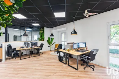 Office in MAROLLES-EN-BRIE (94440)