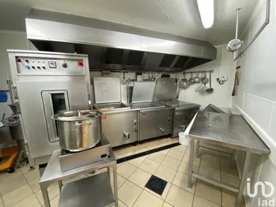 Boutique/Local commercial à CELLES-SUR-BELLE (79370)