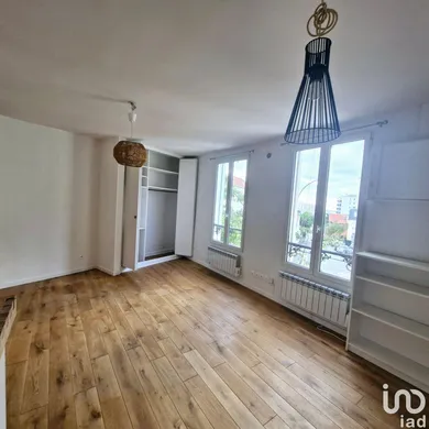 Appartement à LES LILAS (93260)