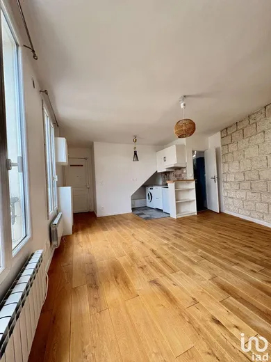 Appartement à LES LILAS (93260)