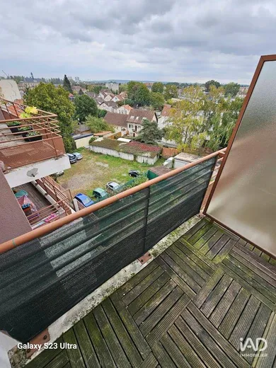 Apartment at AULNAY-SOUS-BOIS (93600)