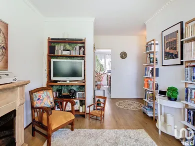 Apartment in FONTENAY-LE-FLEURY (78330)