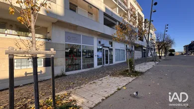 Commercial in AIX-EN-PROVENCE (13100)