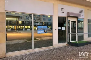 Boutique/Local commercial à AIX-EN-PROVENCE (13100)