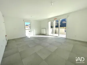 Appartement à SAINT-PAUL-DE-VARCES (38760)