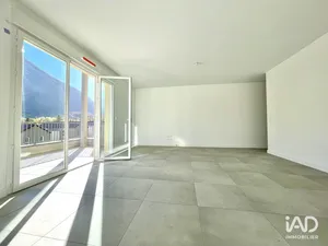 Appartement à SAINT-PAUL-DE-VARCES (38760)