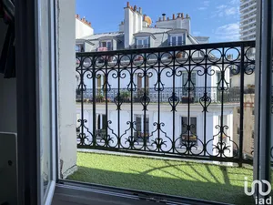 Appartement à PARIS (75018)