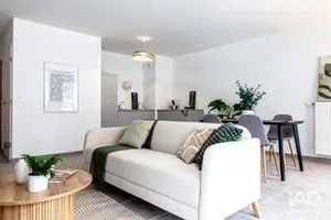 Apartment in SAINT-LAURENT-DU-VAR (06700)