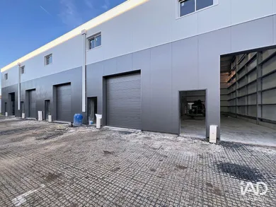 Local d’activité à BRIE-COMTE-ROBERT (77170)