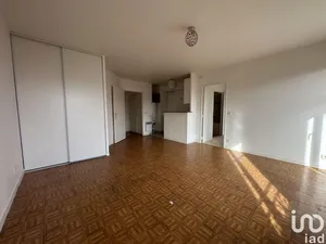 Apartment at SERRIS (77700)