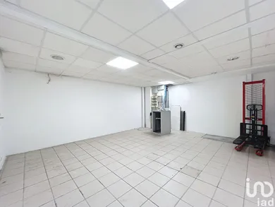 Commercial in LÉSIGNY (77150)