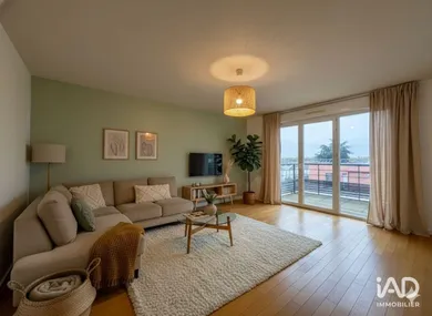 Apartment at LIVRY-GARGAN (93190)