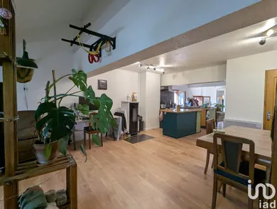 Appartement à TANINGES (74440)