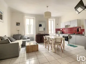 Apartment in MARSEILLE (13002)