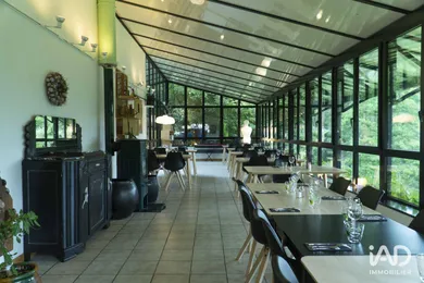 Hotel restaurant in MONTSAUCHE-LES-SETTONS (58230)
