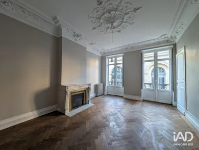 Bureaux à BORDEAUX (33000)