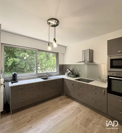 Appartement à VAUX-LE-PÉNIL (77000)
