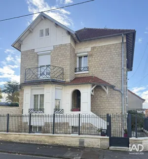 House at COMPIÈGNE (60200)