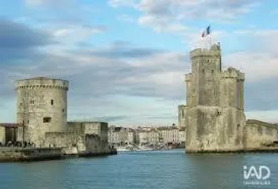 Bar-brasserie in LA ROCHELLE (17000)