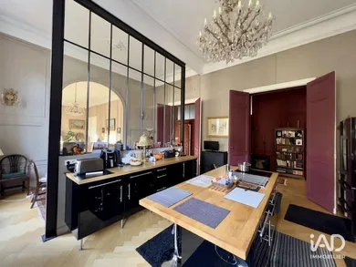 Appartement à BORDEAUX (33000)