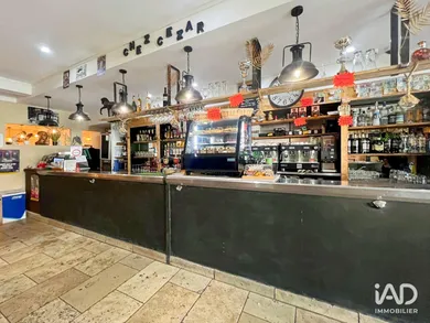 Bar-brasserie à ARLES (13200)