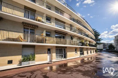 Apartment in LE VÉSINET (78110)