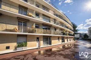 Apartment in LE VÉSINET (78110)