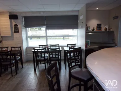 Bar-brasserie à PLOUNÉOUR-TREZ (29890)