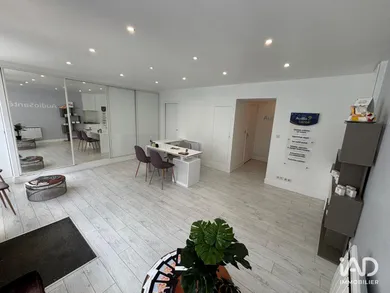 Boutique/Local commercial à RAMBOUILLET (78120)