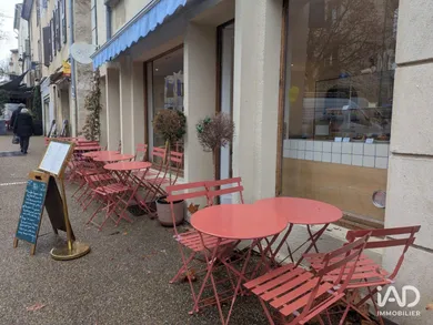Commercial walls in FORCALQUIER (04300)