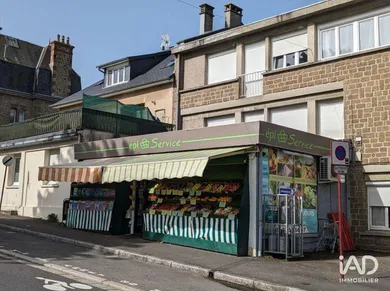 Commercial in VIRE NORMANDIE (14500)