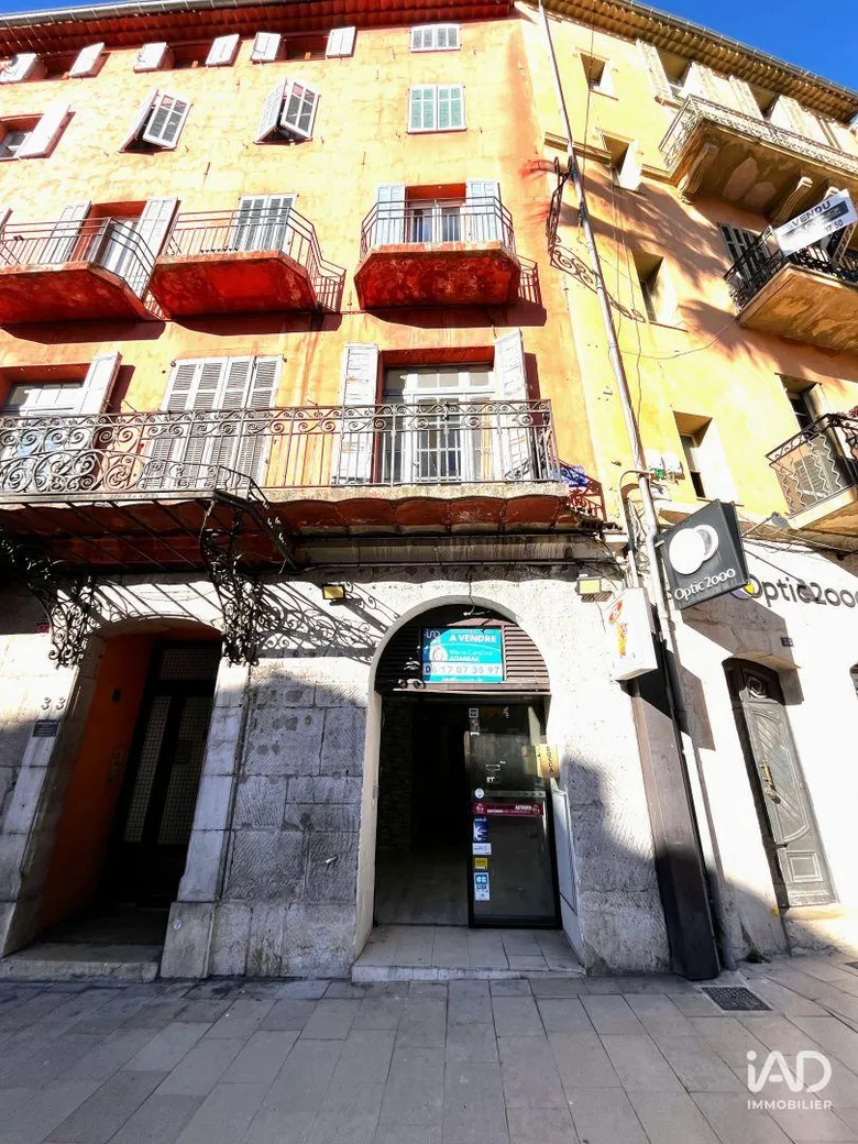 Local commercial 31 m² · à Grasse · 31 m² · 115 000 €