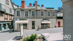 Commercial at BOURGES (18000)