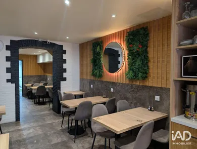 Commercial walls at GOURNAY-EN-BRAY (76220)