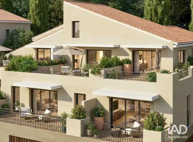 Appartement à TOULON (83100)