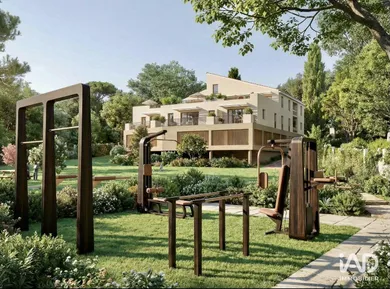 Apartment in TOULON (83100)