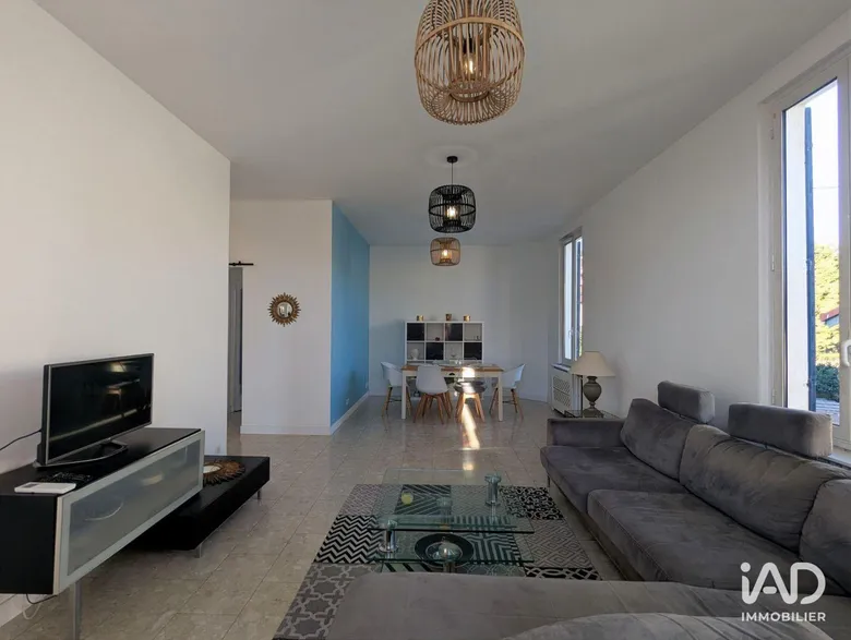 Maison 6 pièces 174 m² · à Cannes-la-Bocca · 174 m² · 680 000 €