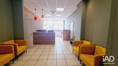 Bureaux à CARPENTRAS (84200)