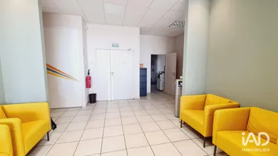 Office in CARPENTRAS (84200)