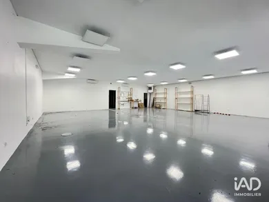 Murs commerciaux  à ÉCHIROLLES (38130)