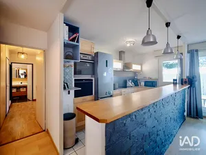 Appartement à BORDEAUX (33200)