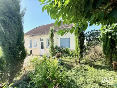 Maison à LAROCHE-SAINT-CYDROINE (89400)