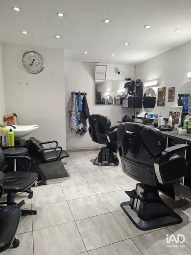 Commercial at SAINT-DENIS (93210)