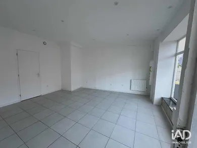 Boutique/Local commercial à BRUAY-LA-BUISSIÈRE (62700)