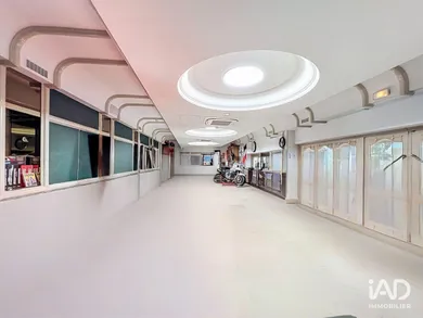 Boutique/Local commercial à MOISSY-CRAMAYEL (77550)