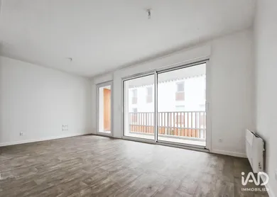 Apartment in LES SABLES-D'OLONNE (85180)