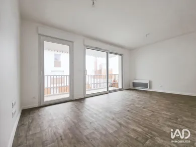 Apartment in LES SABLES-D'OLONNE (85180)