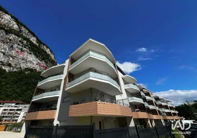 Apartment in SASSENAGE (38360)